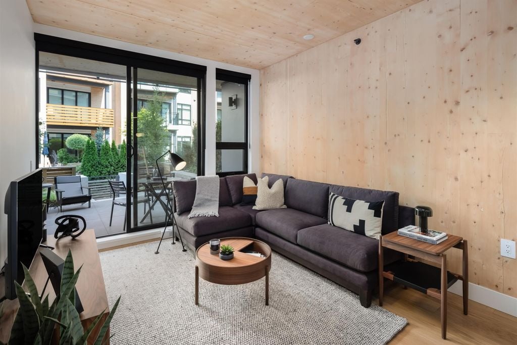 310 Salter St, #502