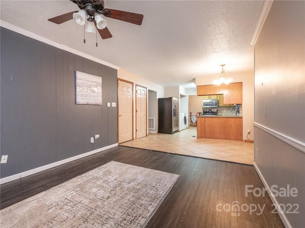 7409 Fred Herron Ct
