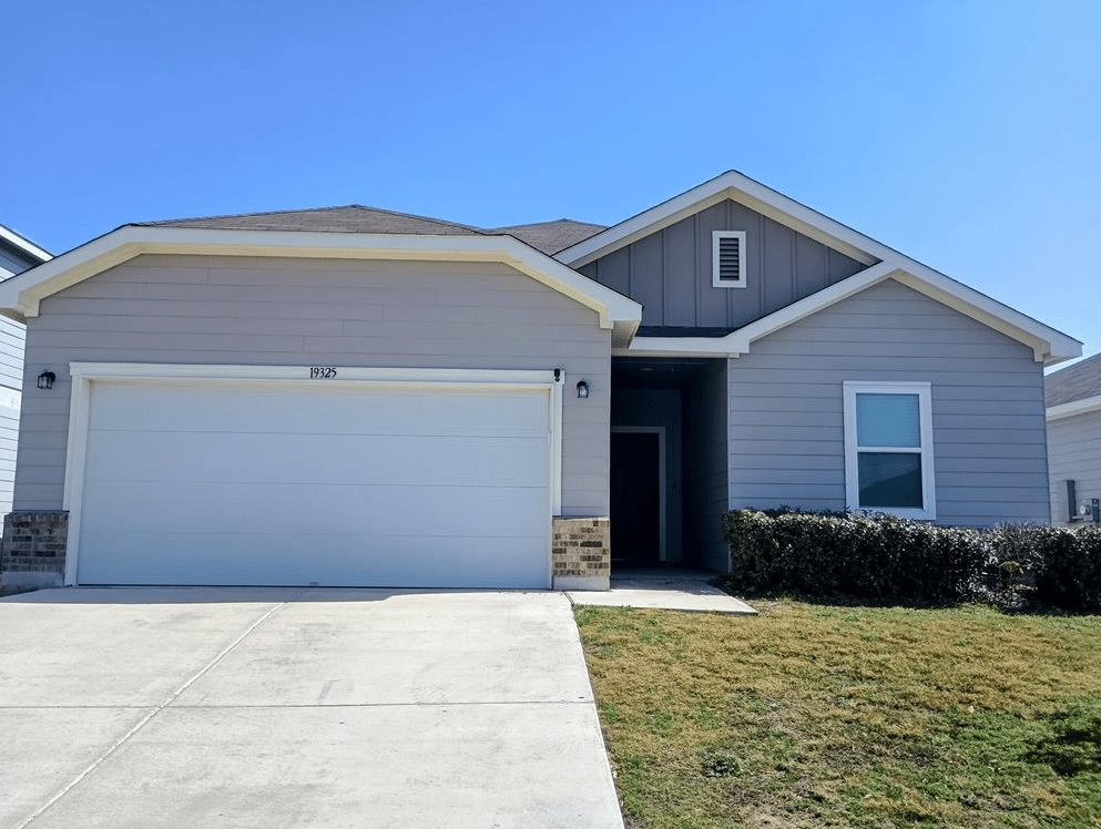 Single-story home offers 4 bedrooms & 2 bathrooms | Attached Garage | Washer & Dryer Included!