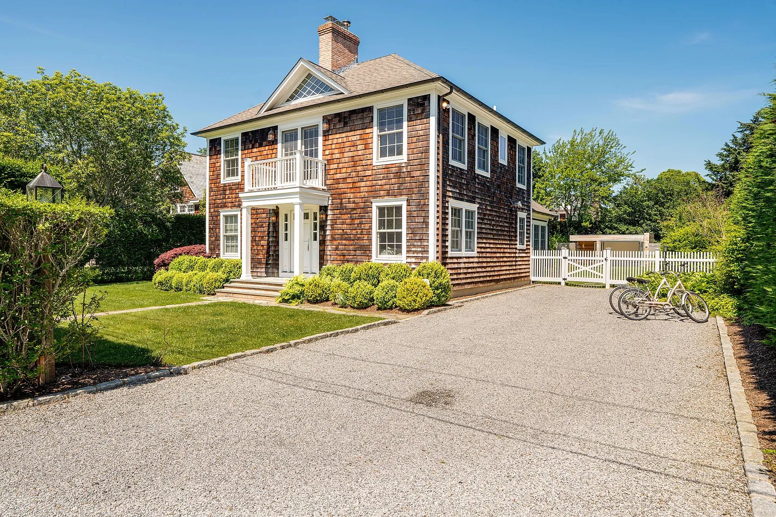 27 Halsey St