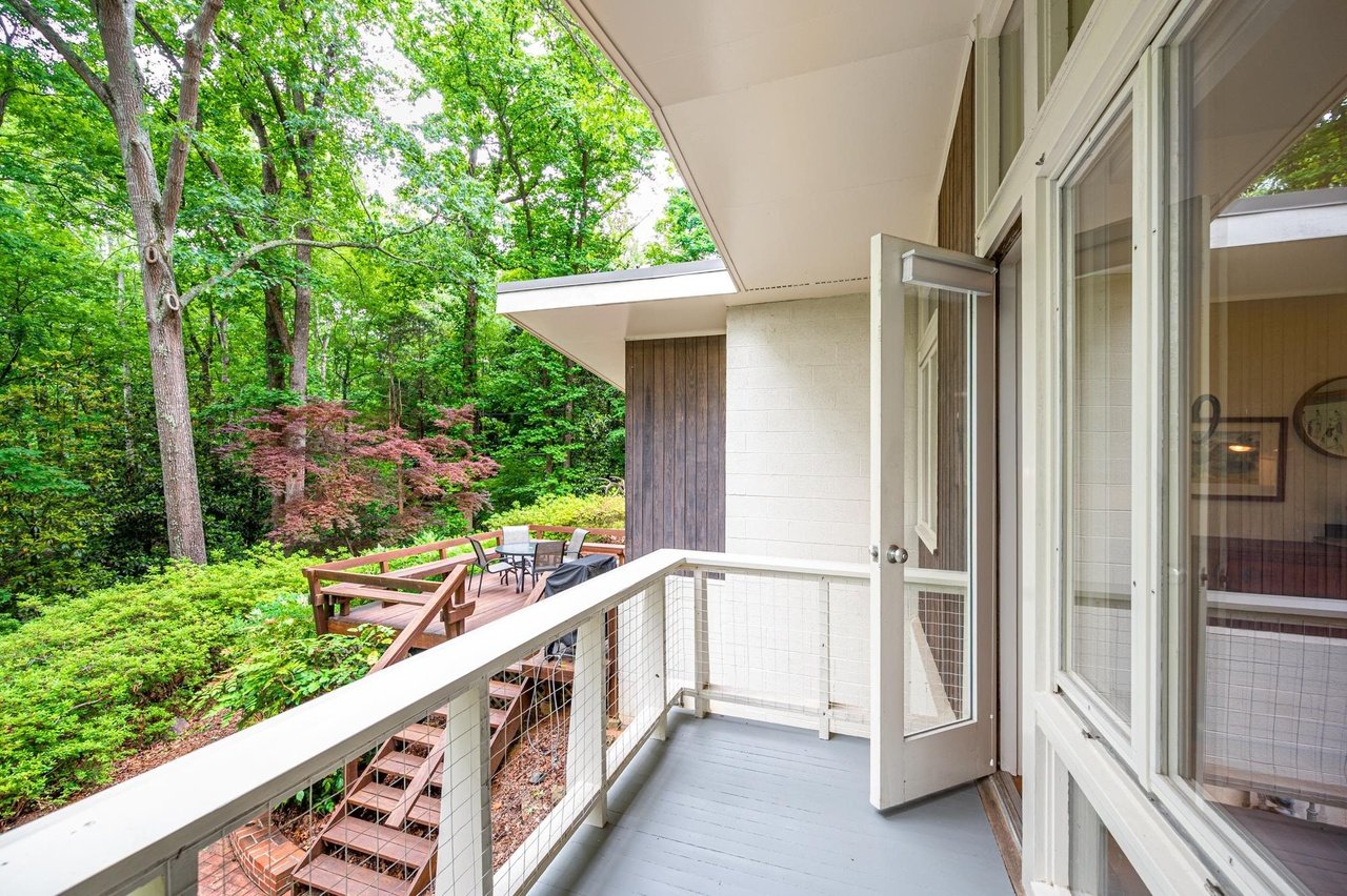 2 Bartram Dr