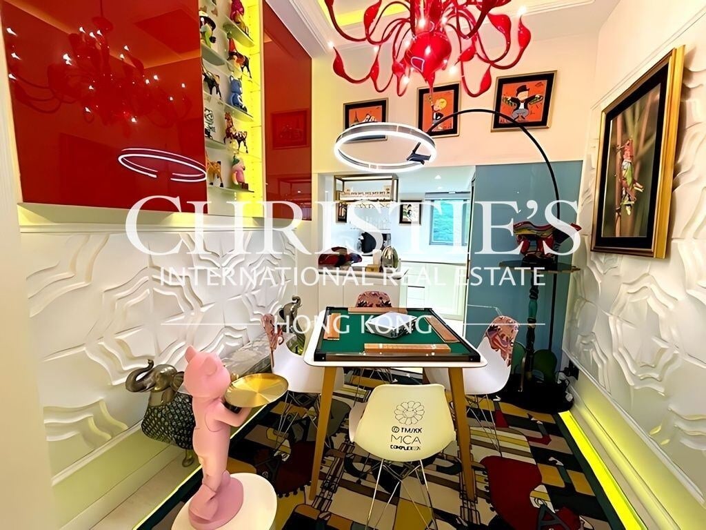 110 Repulse Bay Road
