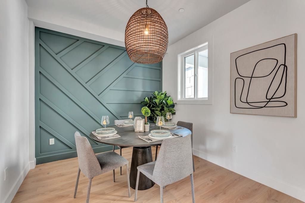 5476 Brydon Crescent, #4