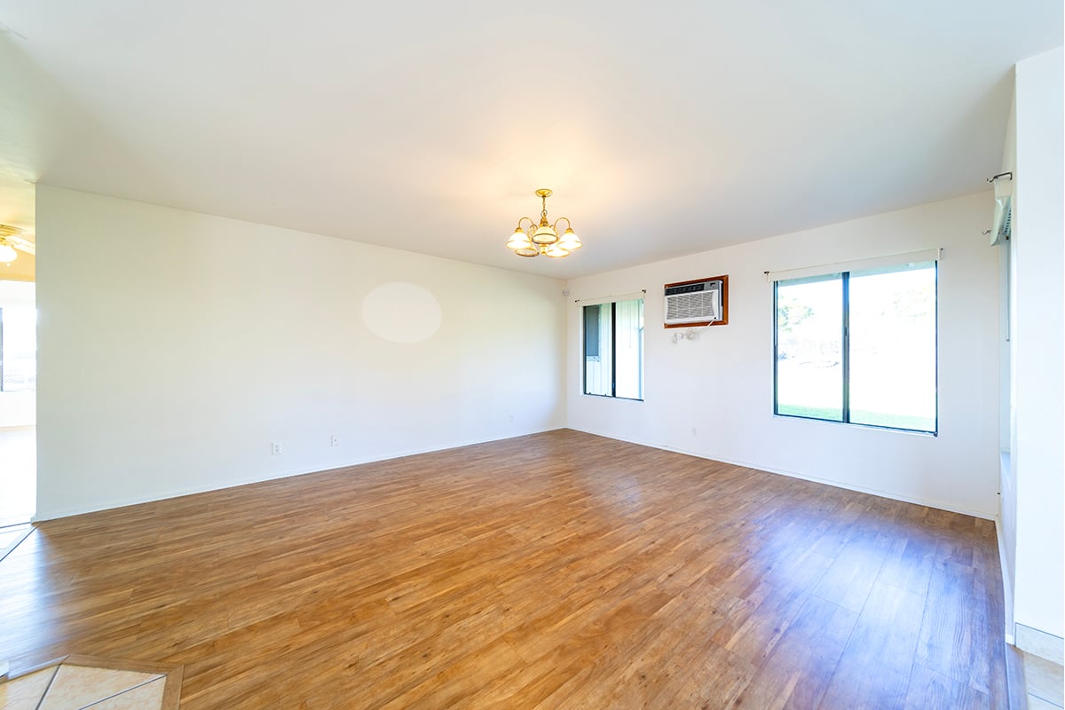 20 Naniakea St., Hilo HI