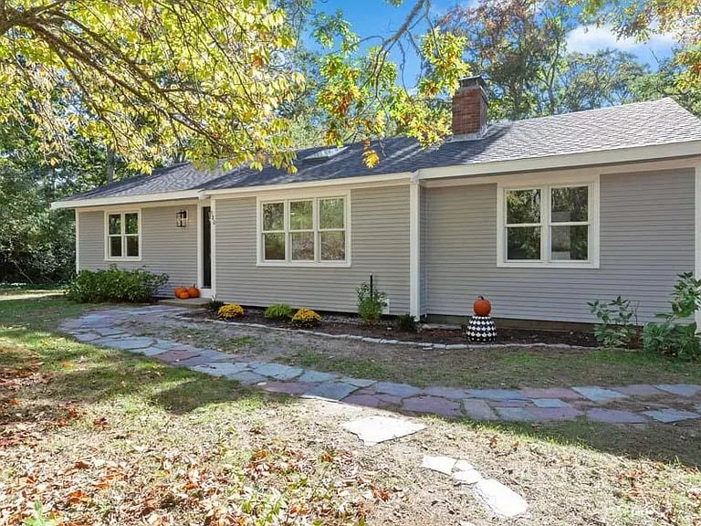 380 Freemans Way