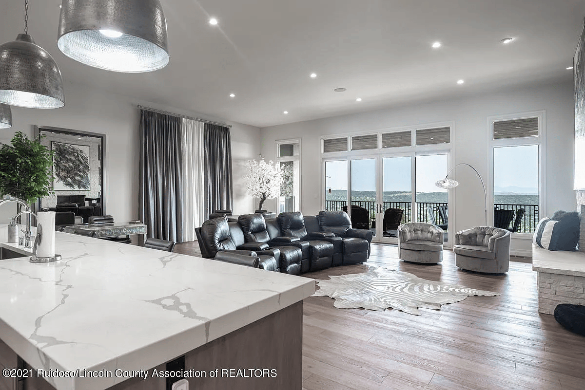 183 Lincoln Hills Dr