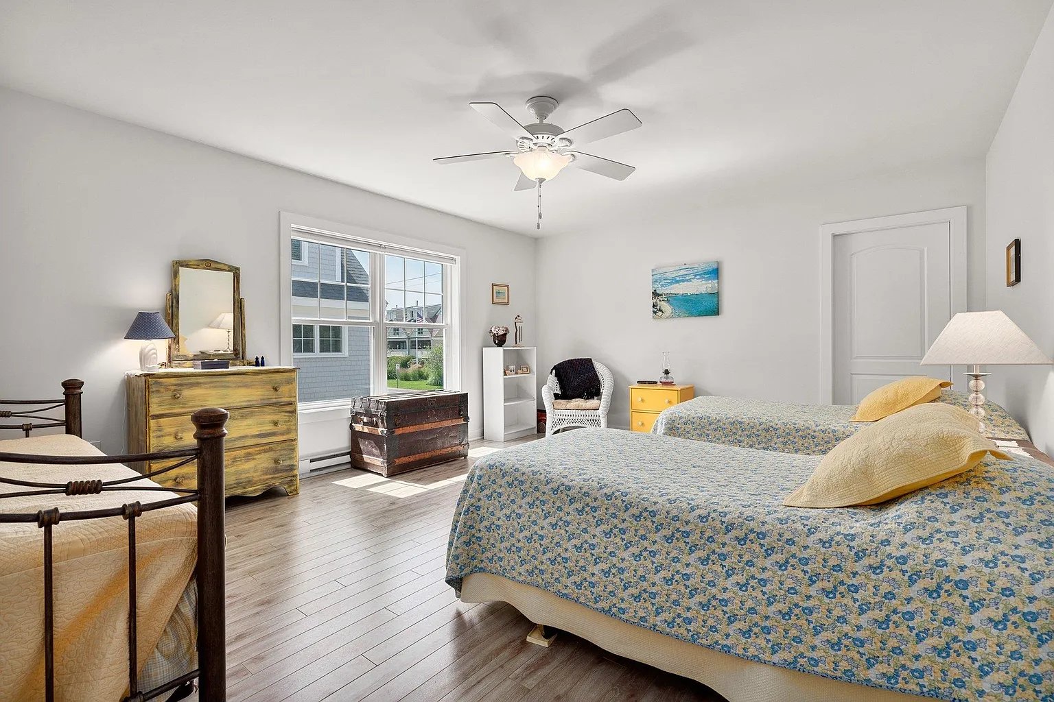 994 Ocean Blvd