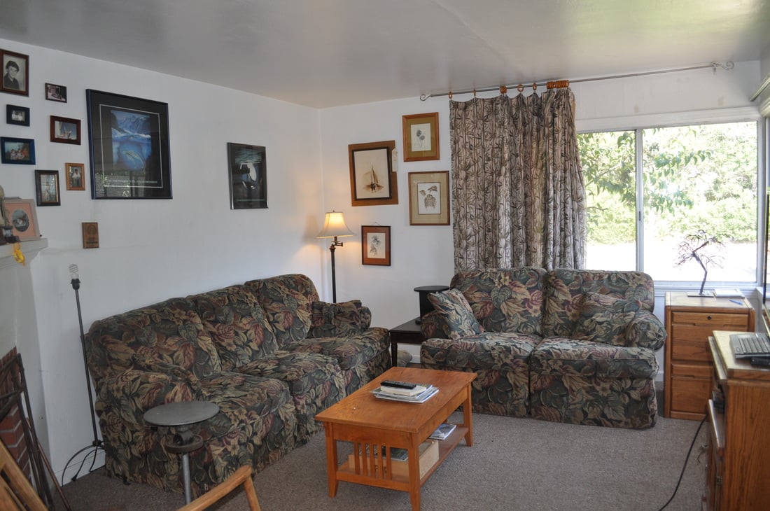 Duplex for Sale on Arden Way, Right on The Border of Arden Park!