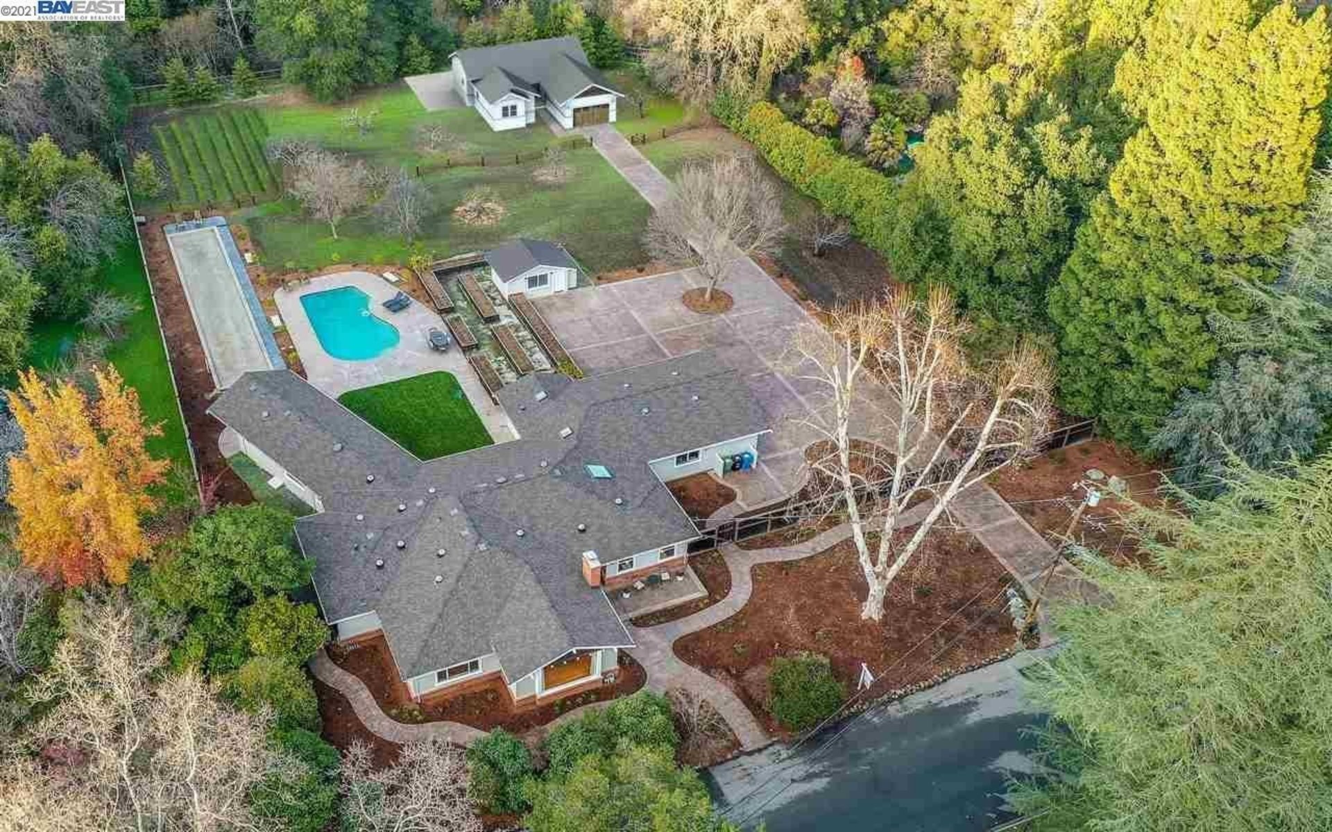 150 Richard Ln