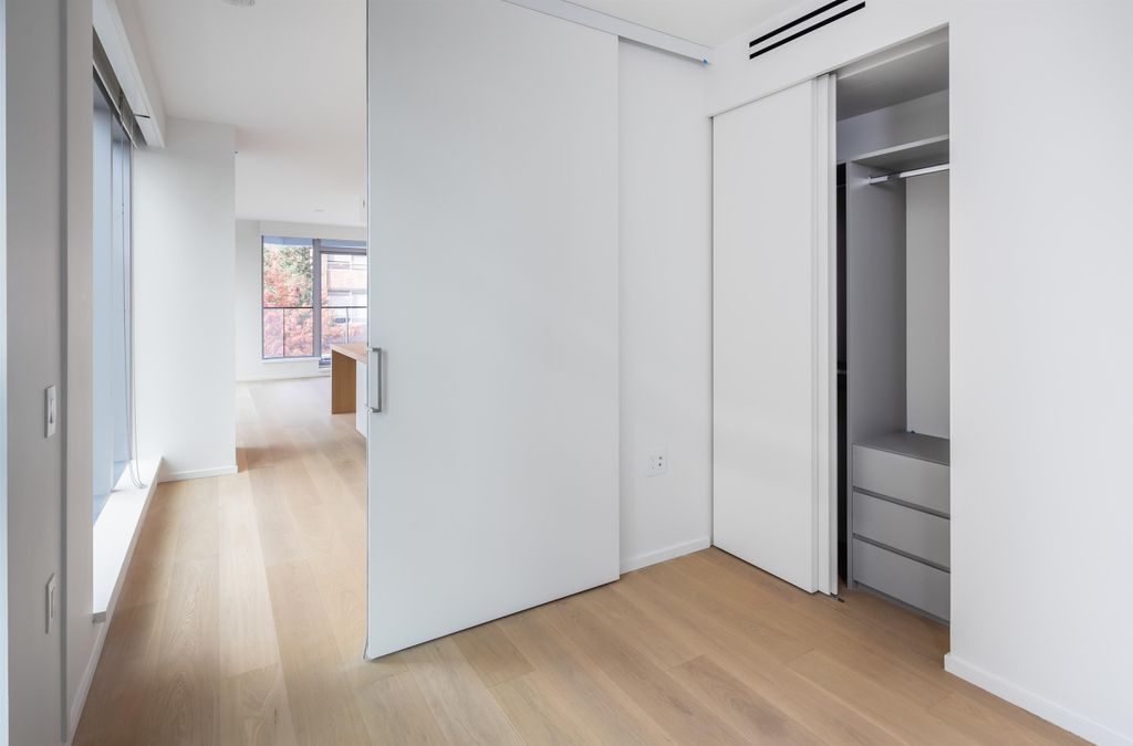 889 Pacific St, #403