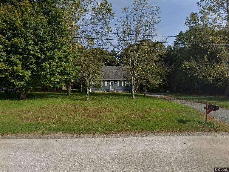 16 Cedar Hills Dr
