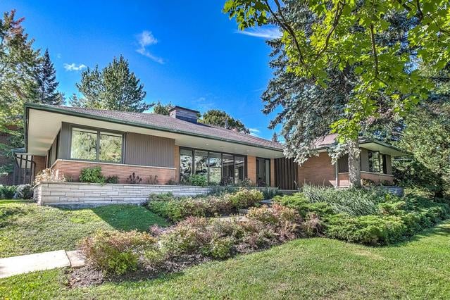 Haut-Outremont | Nature, design, and serenity