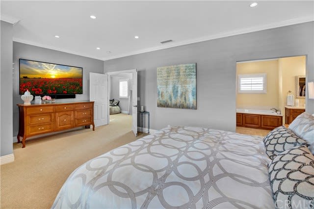 296 E Bay, Costa Mesa