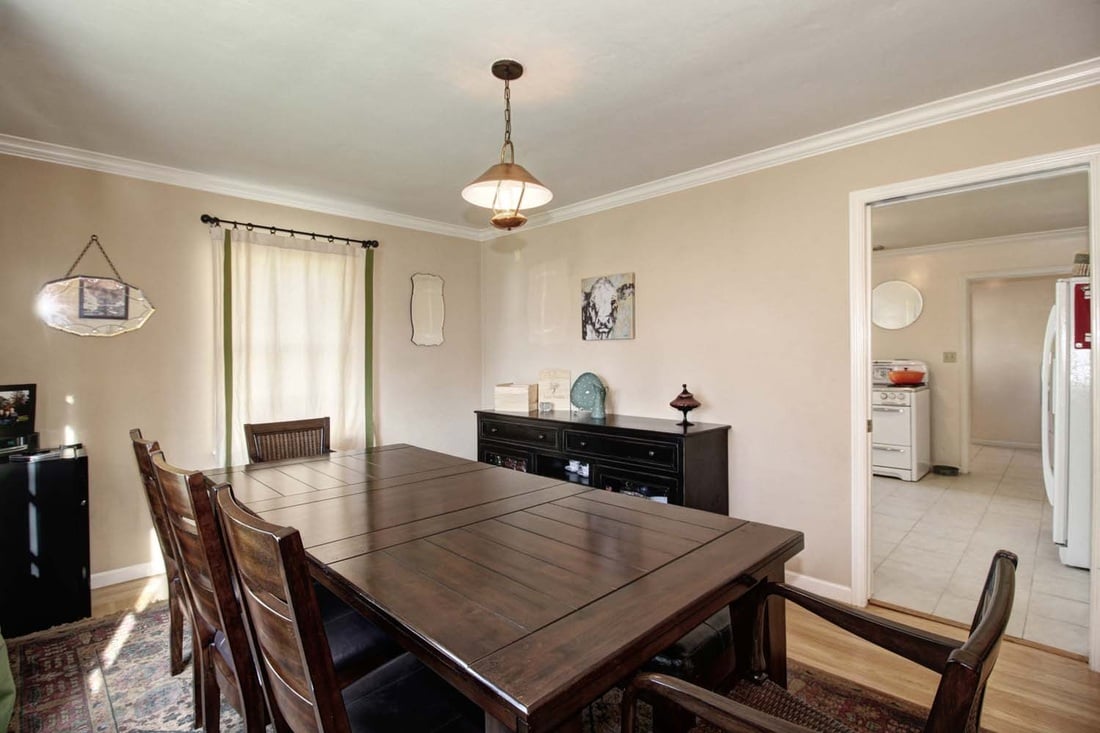 Just Listed! Beautiful East Sacramento Charmer in Great Location!