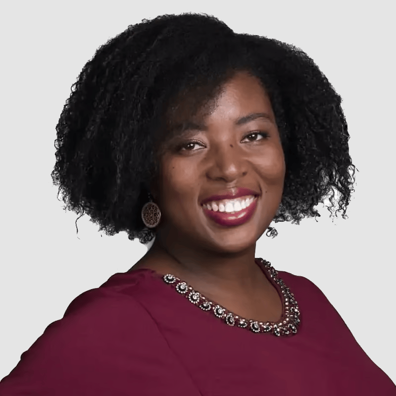 Tasheena Pine Paso Robles, CA Real Estate Agent Headshot