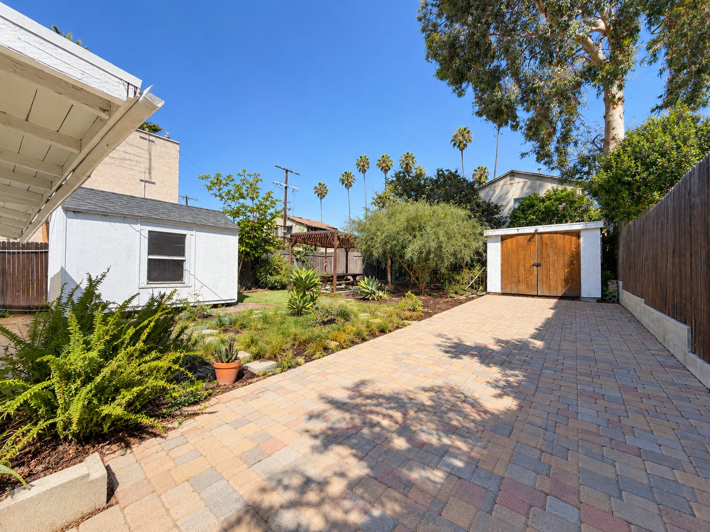 4917 - 4919 York Blvd