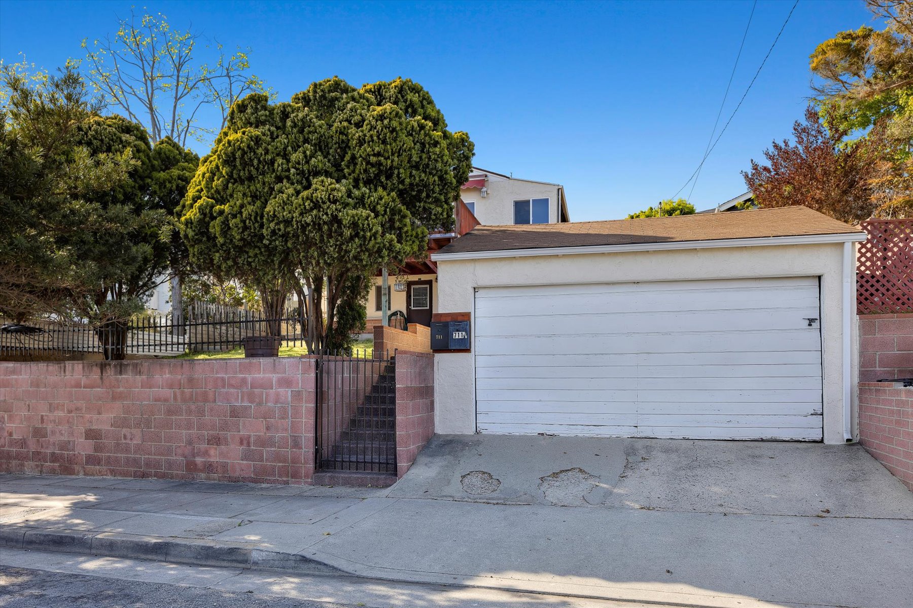 711 Pier Ave, Ocean Park