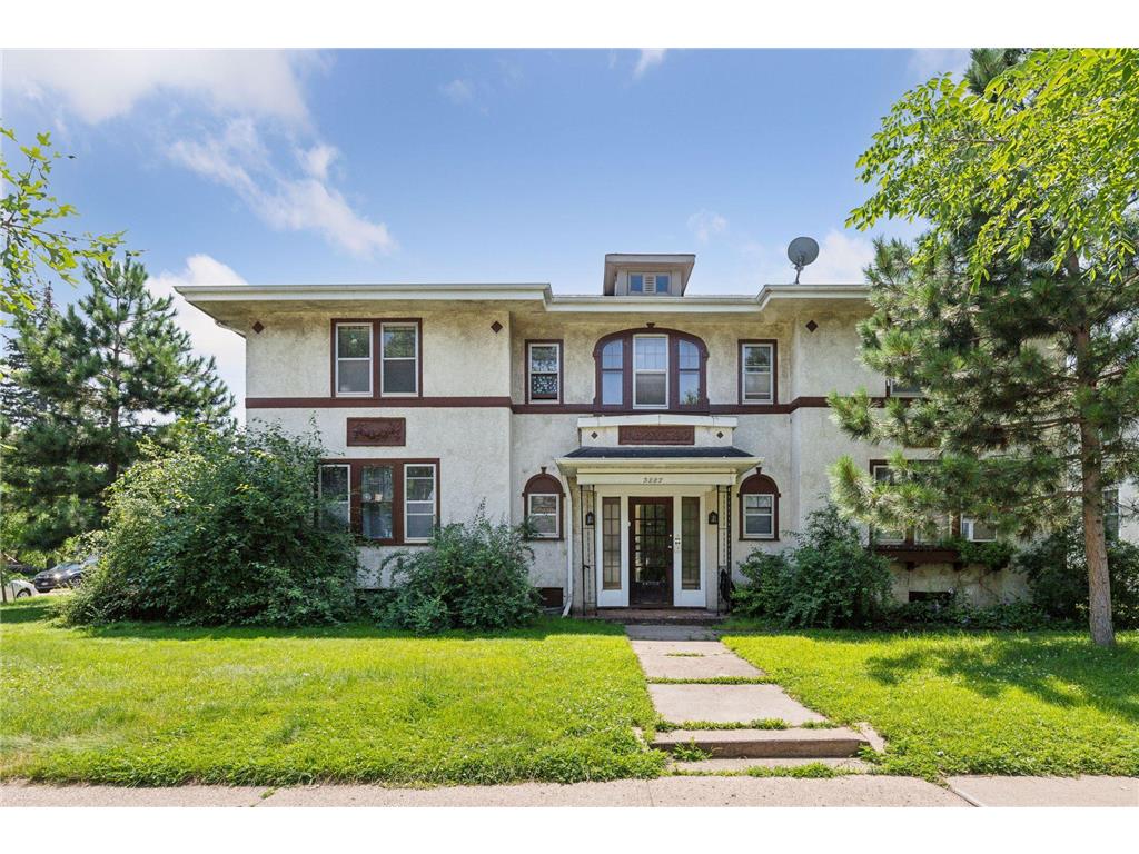 3227 E 25th Street, Minneapolis, MN 55406-3513