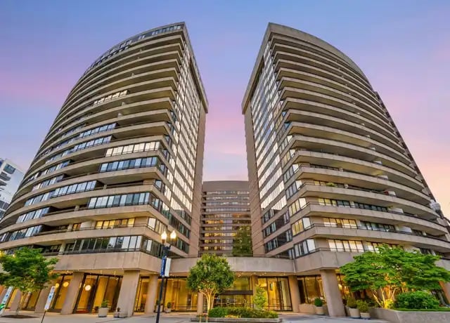 Buying a Condo in Arlington in 2026: What Buyers Need to Know Before Choosing a Building