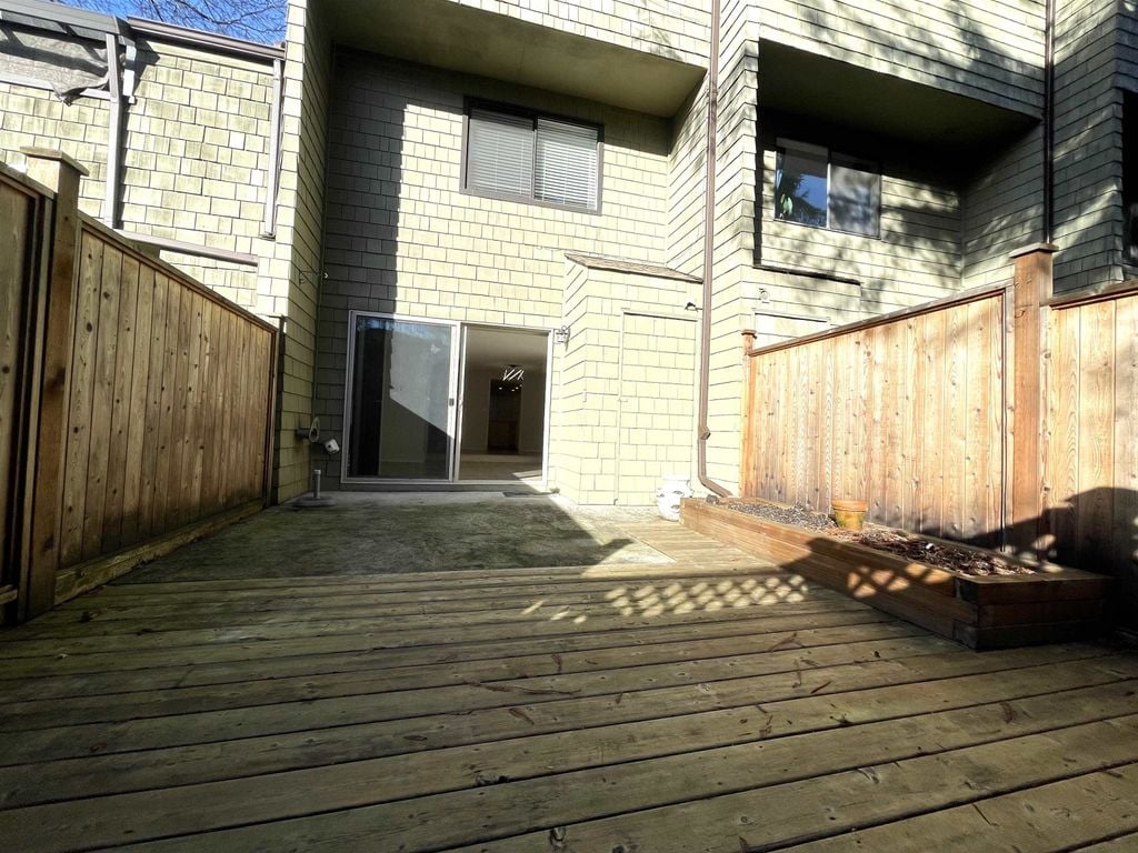 8132 Laval Pl