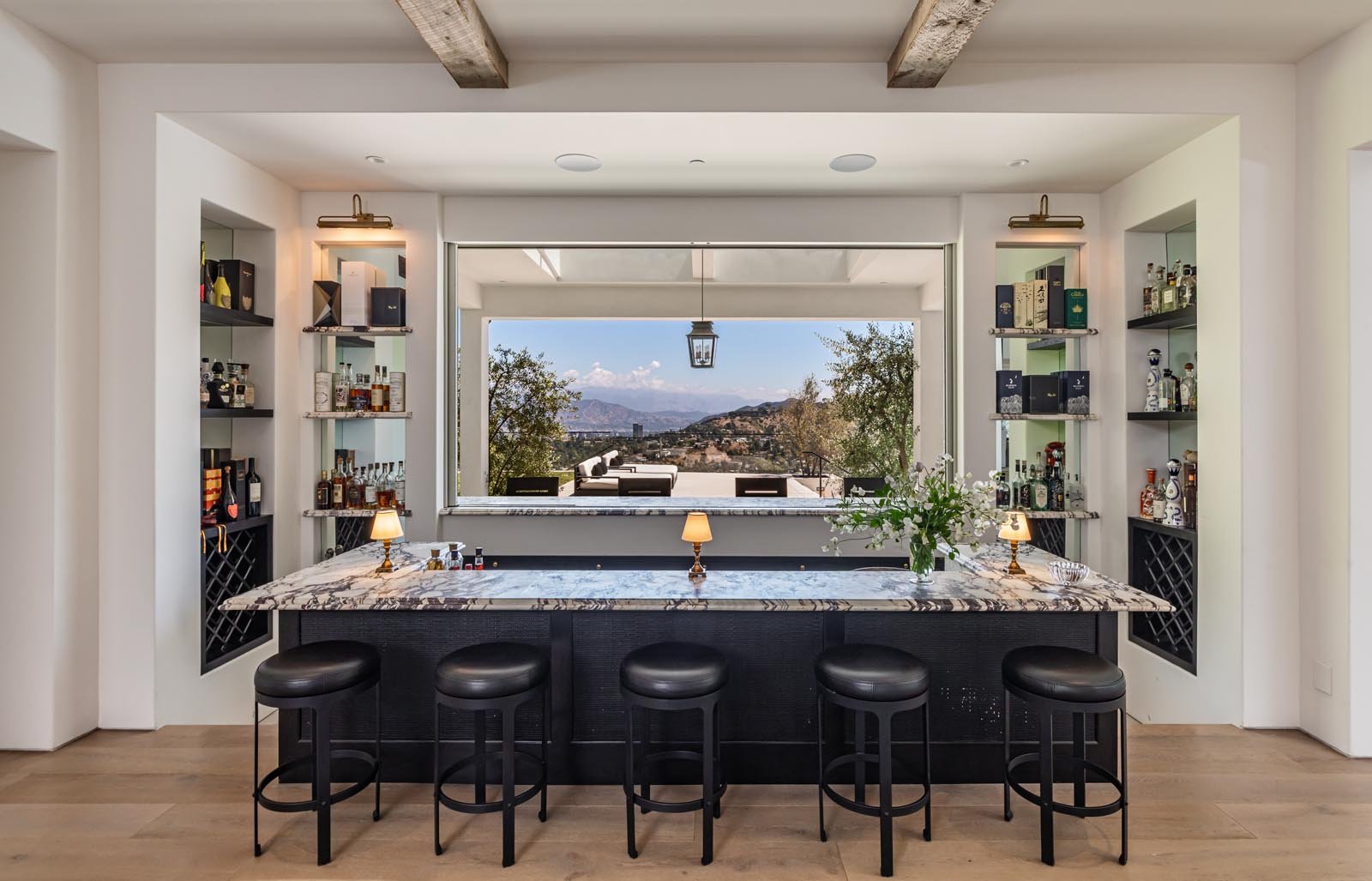 11951 Pinnacle Pl, Beverly Hills