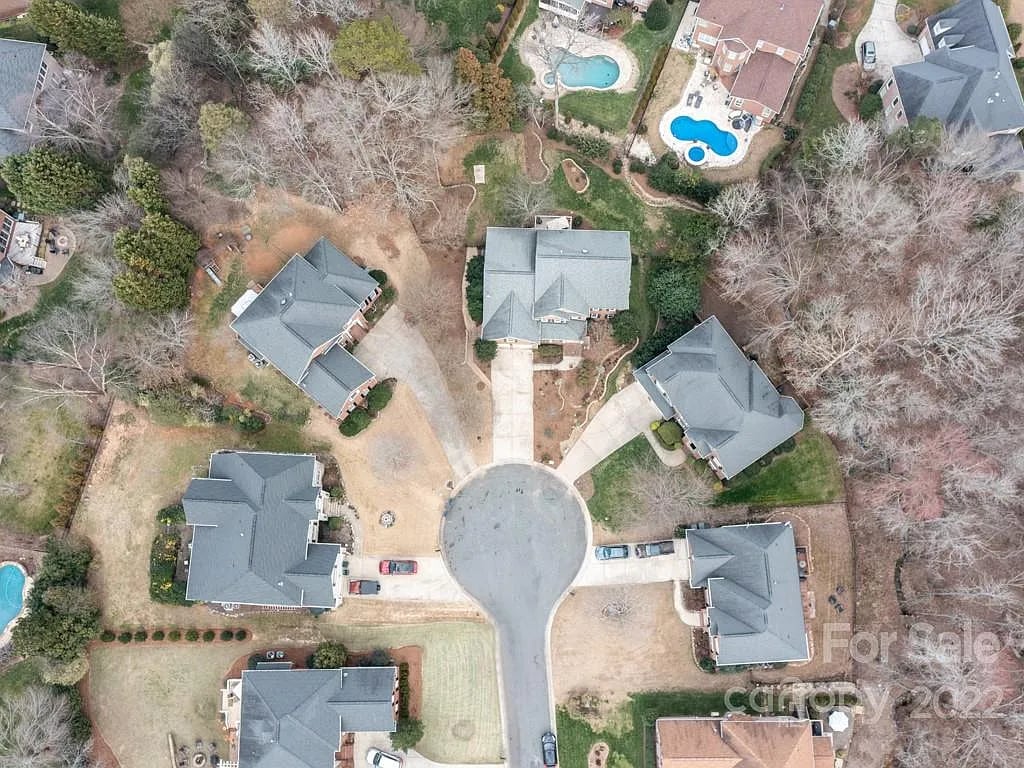 10405 Sundance Ct