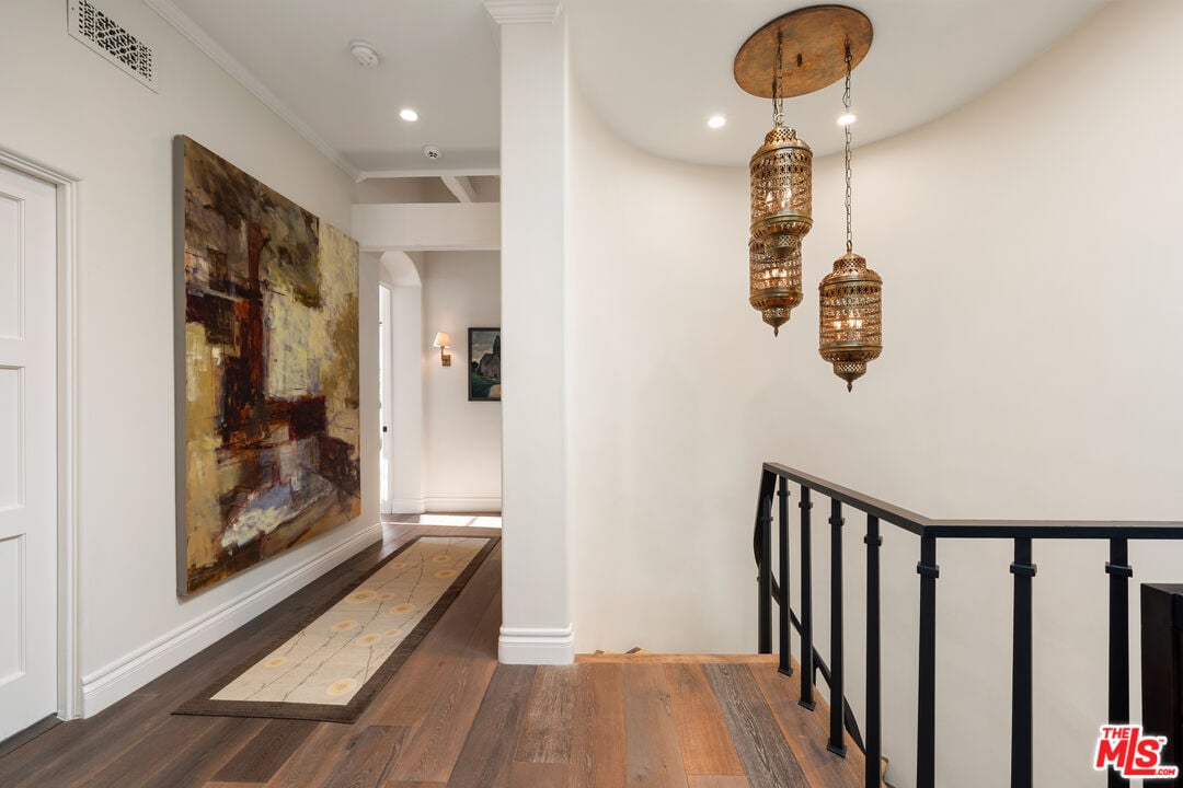 Miller, Los Angeles, 90069