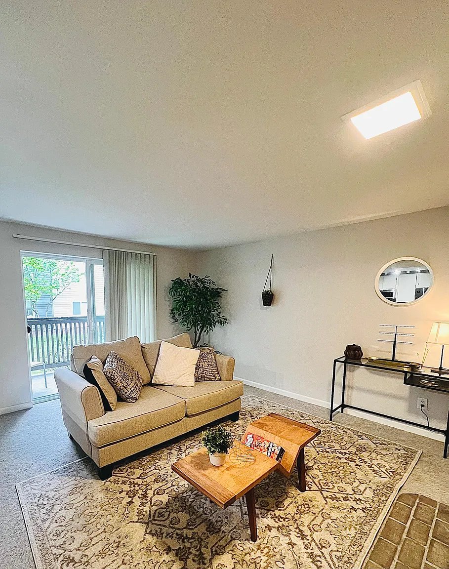 6700 NE 182nd St APT B203