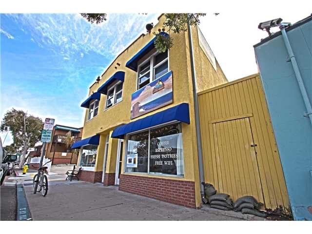 2886-2888 Mission Boulevard