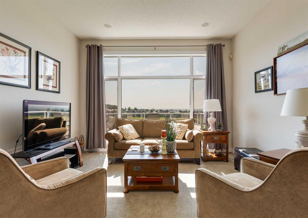 112 Gleneagles Close