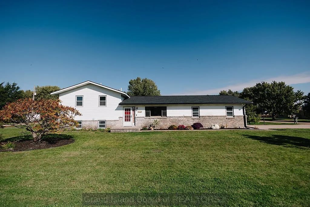 706 Lincoln Ave