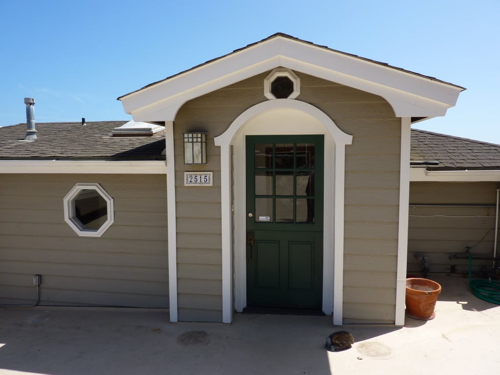 2515 Golden Gate Ave