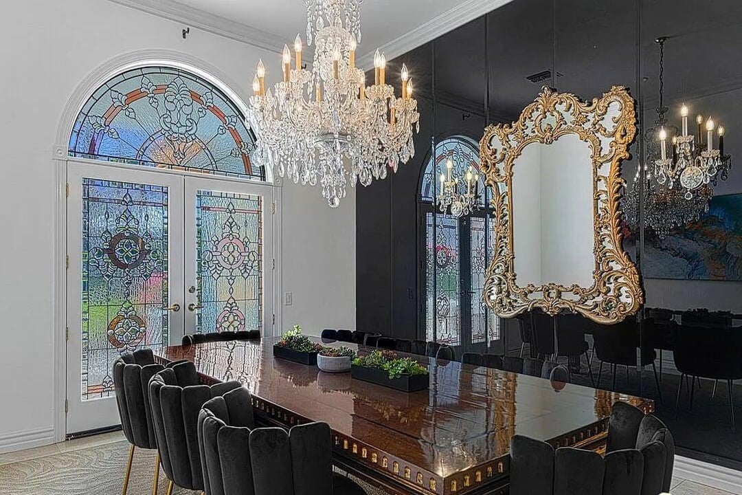 Blissful Palazzo