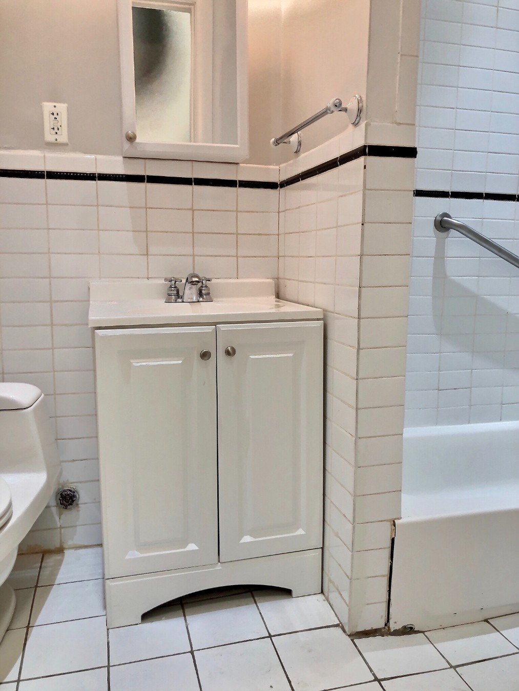 632 Throop Avenue Unit: 2A