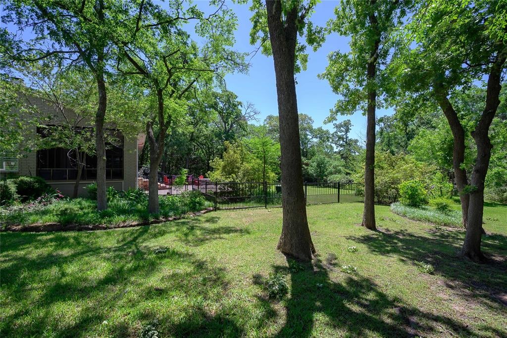 139 Shoshone Dr
