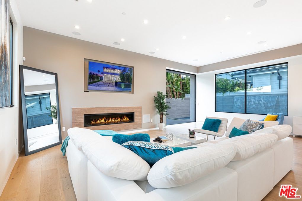 Pristine Retreat