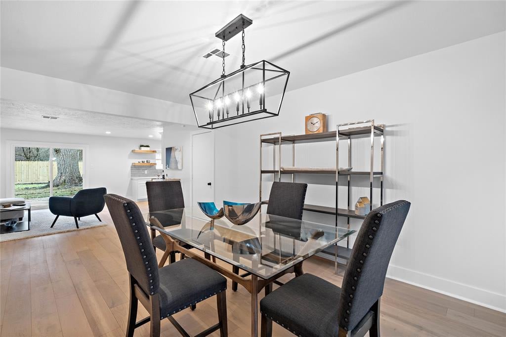 6007 Ettrick Dr.