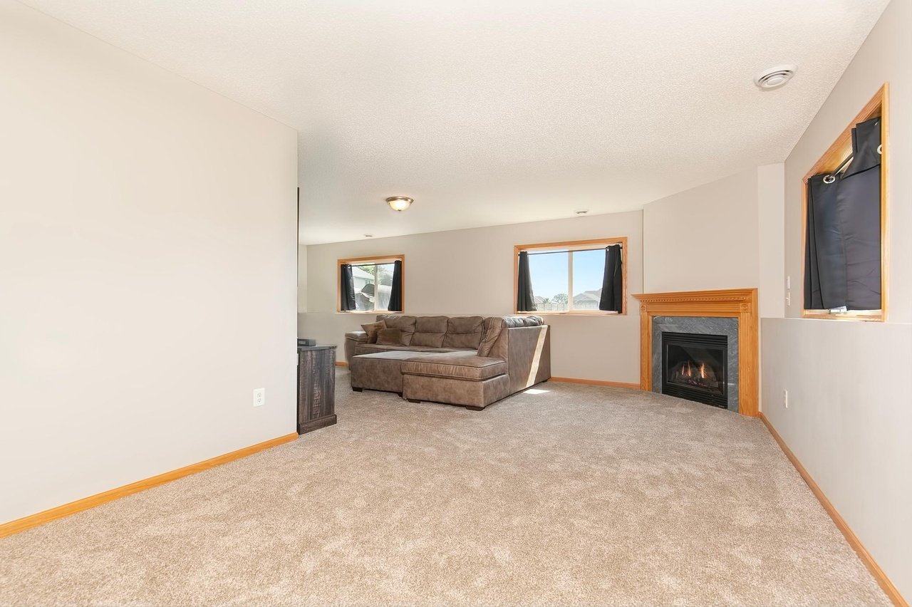 1302 Ironwood Ct SW