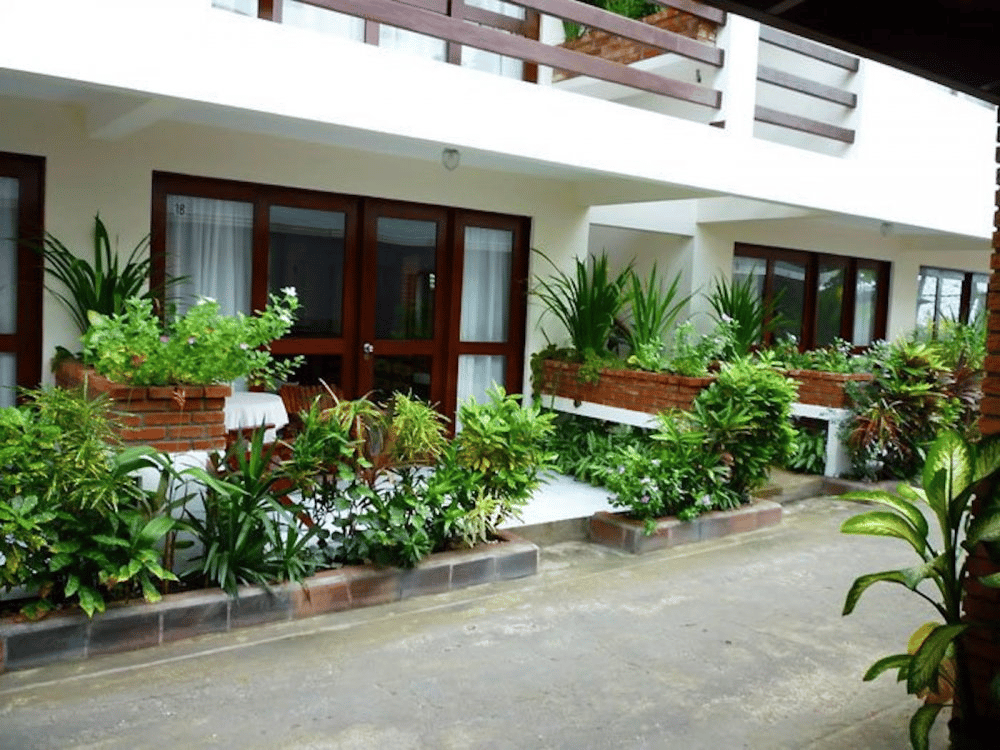 Beachfront Hotel in South Jaco Beach
