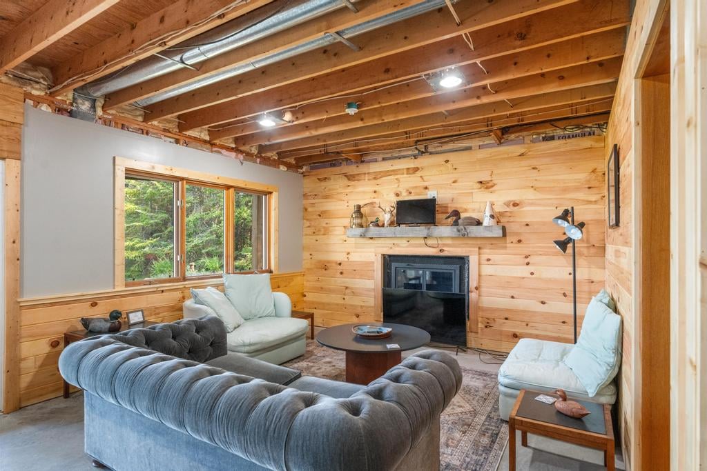 Ferry Rd, Lake Charlevoix