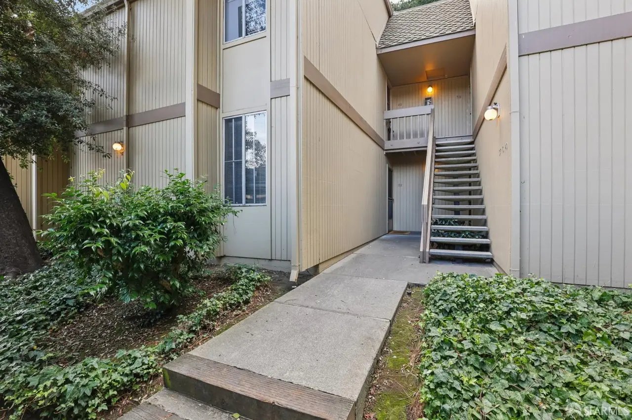 505 Cypress Point Dr, #40