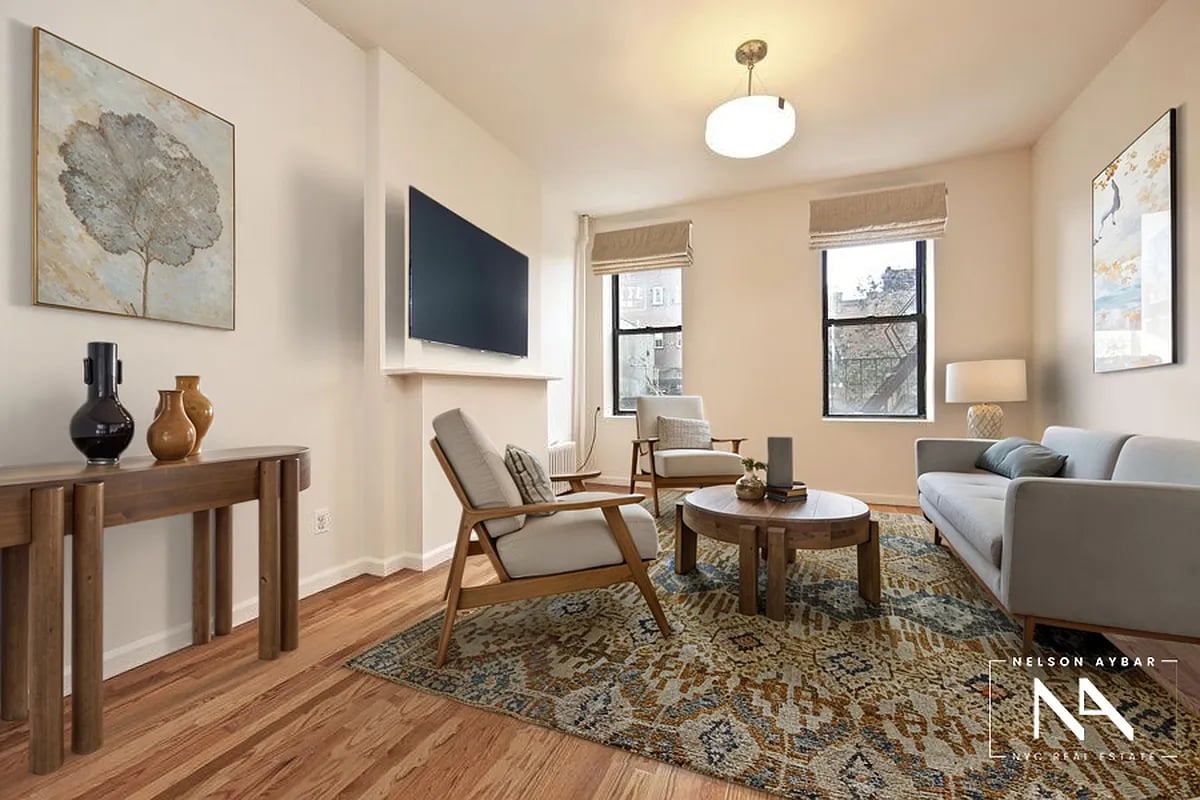 195 5th Ave