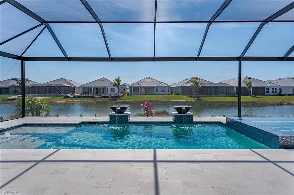 11935 Collegio Dr