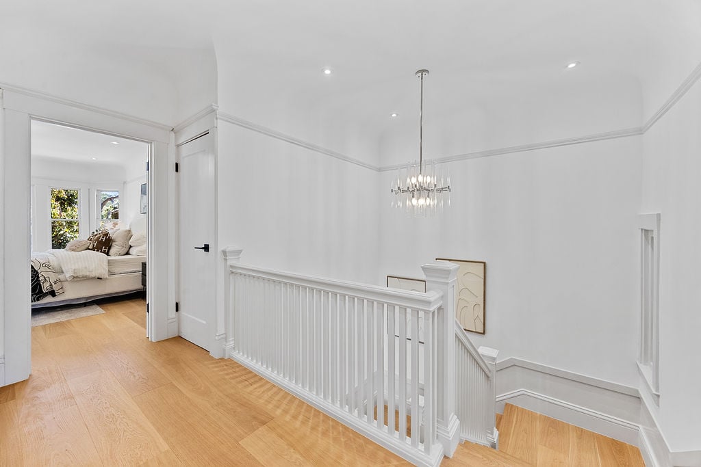 785 3rd Avenue · Photo 12
