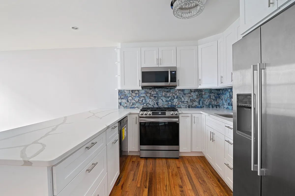 195 South Portland Avenue