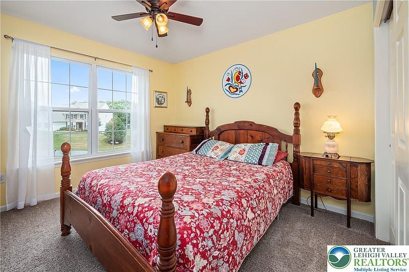 2912 SILVER CREEK CIRCLE