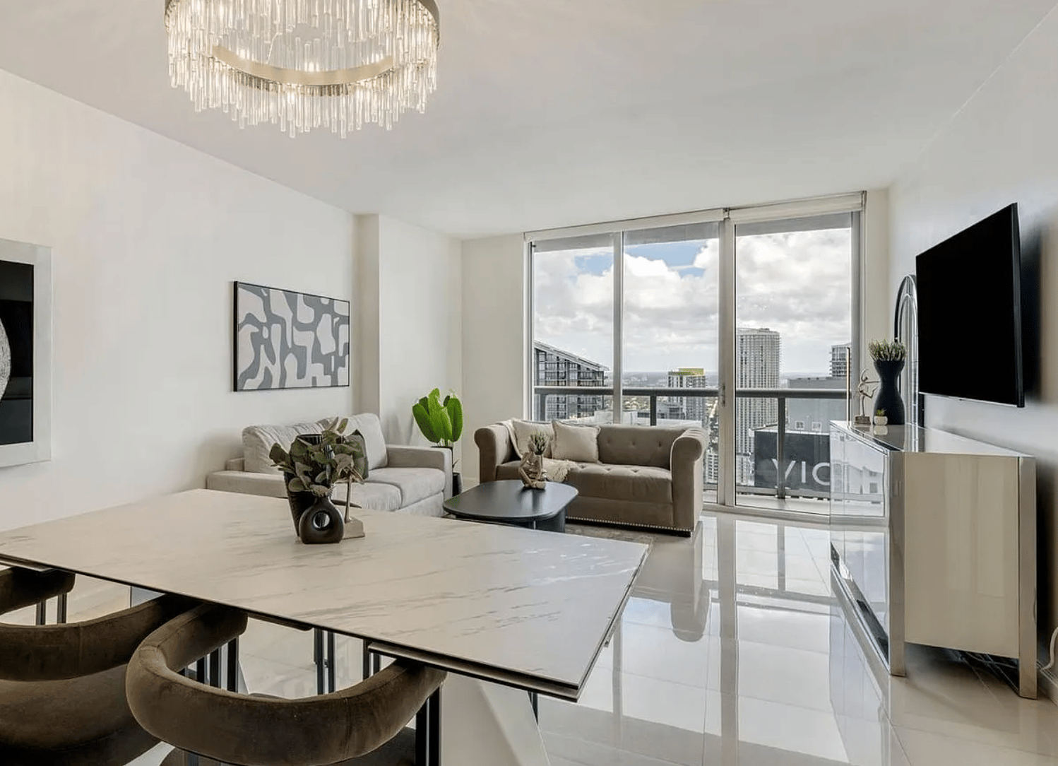 485 Brickell Ave APT 4706