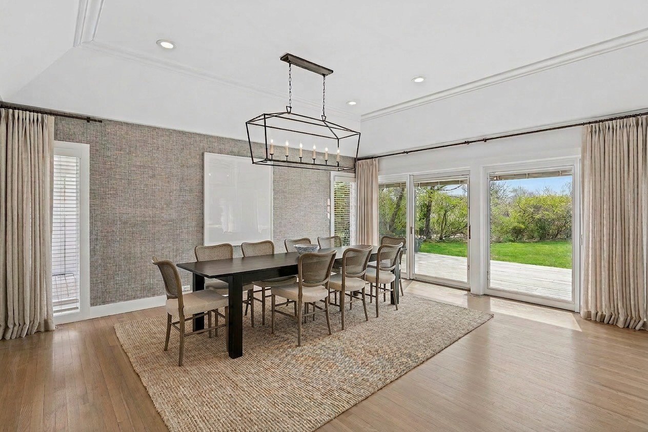 4 Reed Pond Court