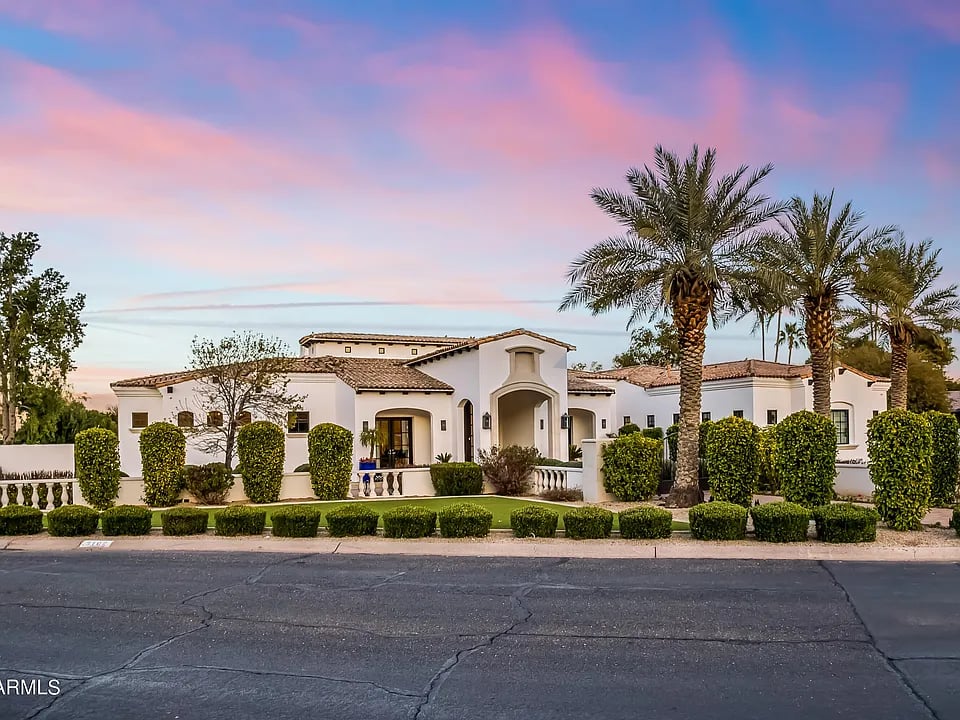 5102 E Orchid Ln
