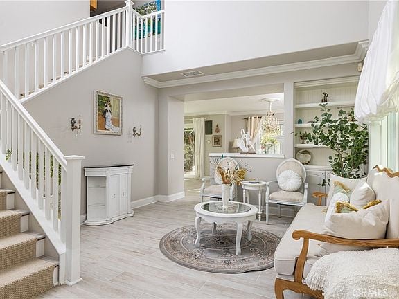 34 Radiance Lane